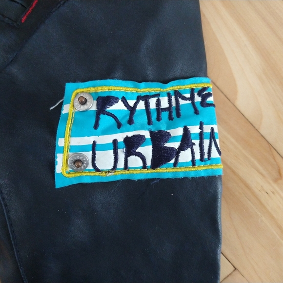 Jacket - Picture 5 of 9